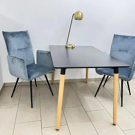 Apartment ☆staywell: Studio Fur 2 L Kuche I Parkplatz L Balkon *